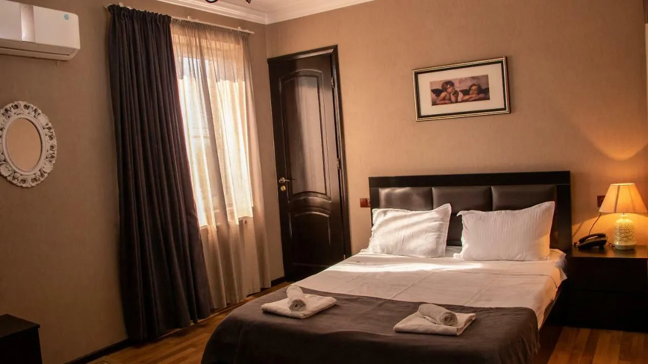 Hotel New Metekhi Tbilisi 3*,  Georgia