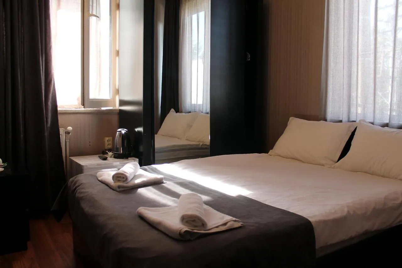 ***  Hotel New Metekhi Tbilisi Gruzja
